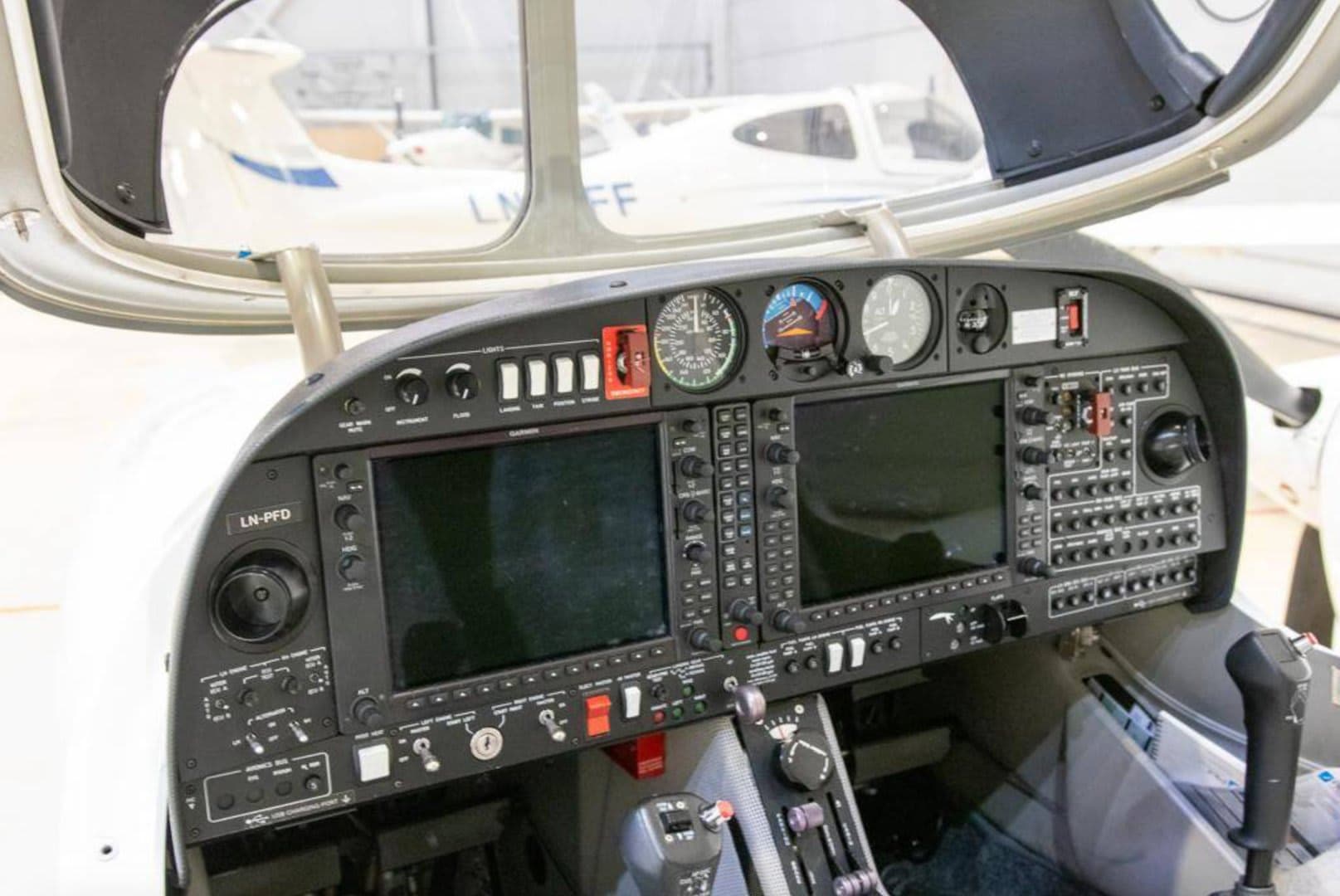 twin engine aircraft cabin